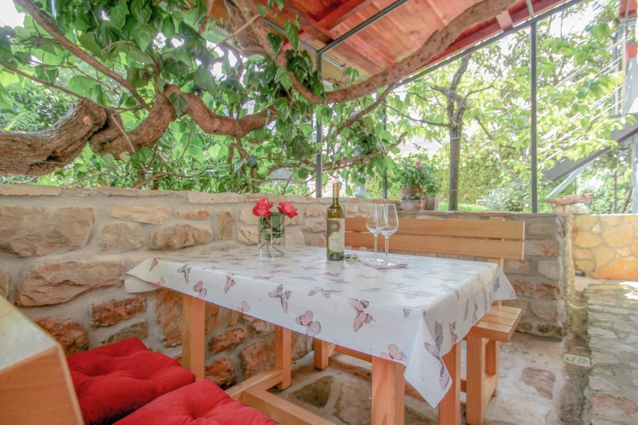 Carla Guest House Novigrad Istria Exterior foto