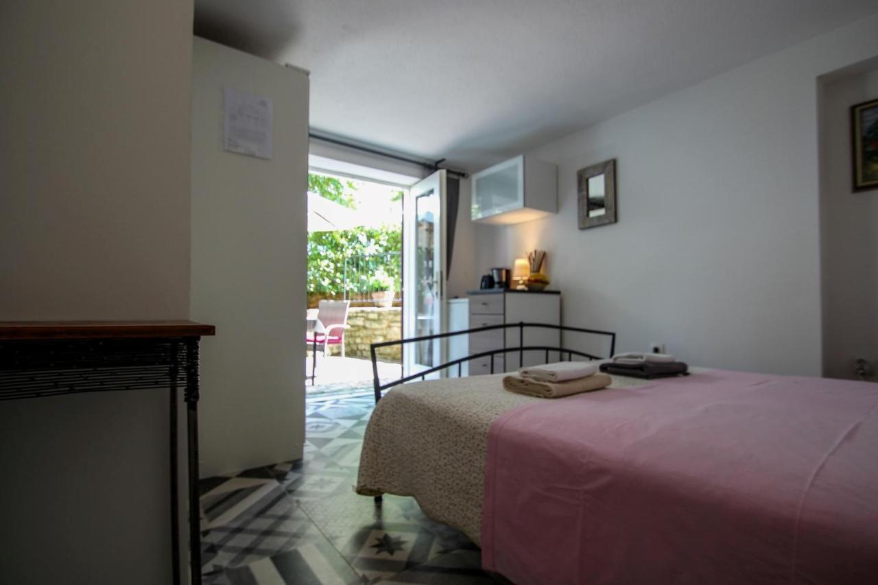 Carla Guest House Novigrad Istria Exterior foto